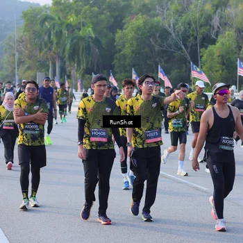 Runner Photo 7123679
