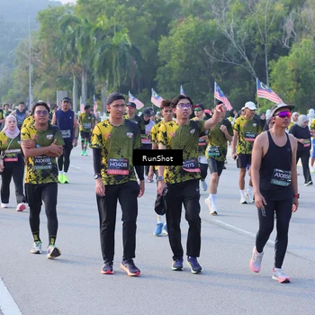 Runner Photo 7123682