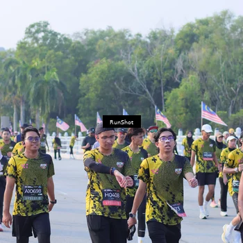 Runner Photo 7123684
