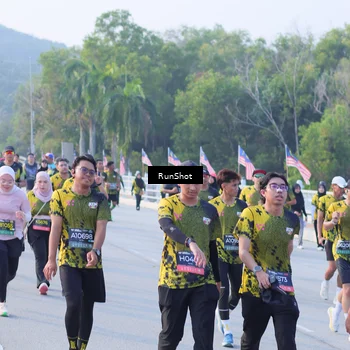 Runner Photo 7123685