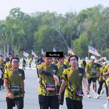 Runner Photo 7123686