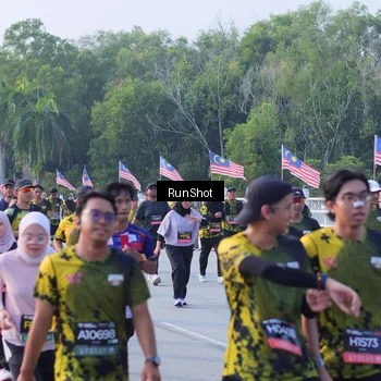 Runner Photo 7123698