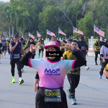 Runner Photo 7123724