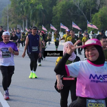 Runner Photo 7123731