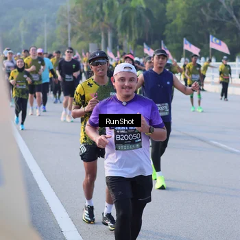 Runner Photo 7123743