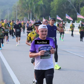 Runner Photo 7123746