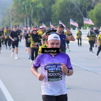 Runner Photo 7123748
