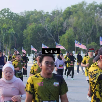 Runner Photo 7123749