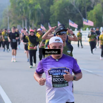Runner Photo 7123752