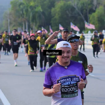Runner Photo 7123753