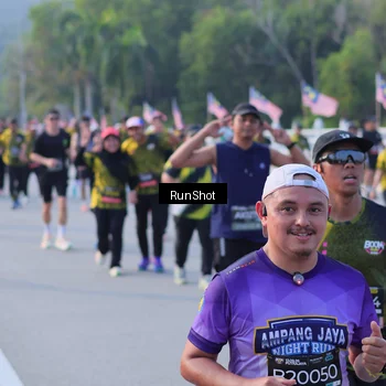Runner Photo 7123757