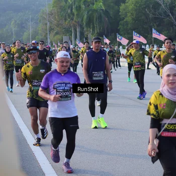 Runner Photo 7123759