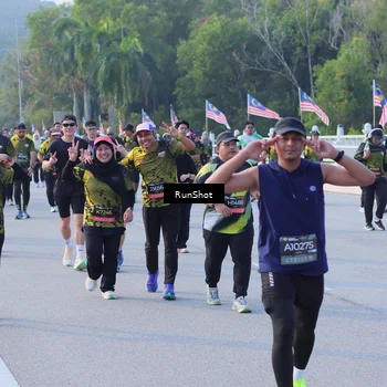 Runner Photo 7123763