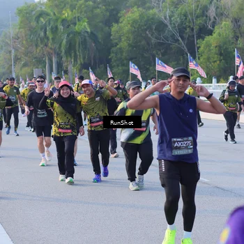 Runner Photo 7123764