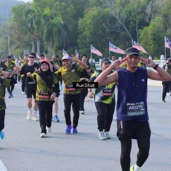 Runner Photo 7123767