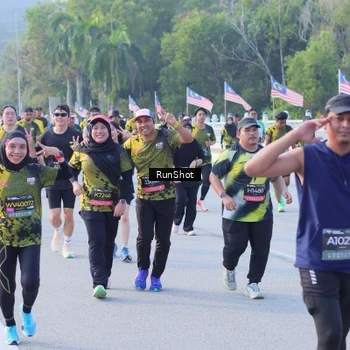 Runner Photo 7123770