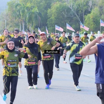 Runner Photo 7123771