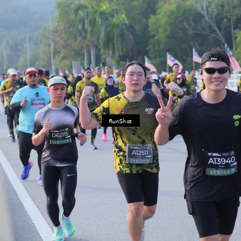 Runner Photo 7123809