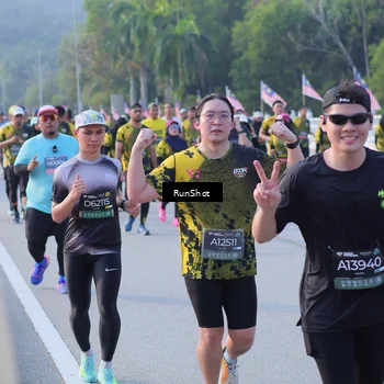 Runner Photo 7123810