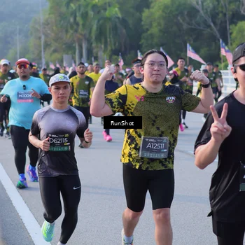 Runner Photo 7123811