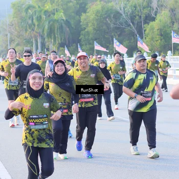 Runner Photo 7123813