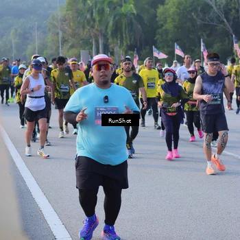 Runner Photo 7123834