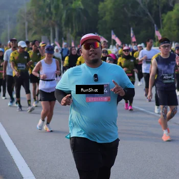 Runner Photo 7123836