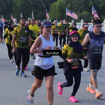 Runner Photo 7123857