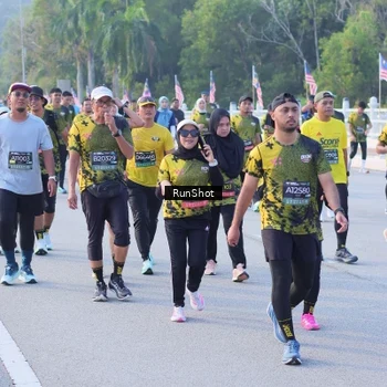 Runner Photo 7123868