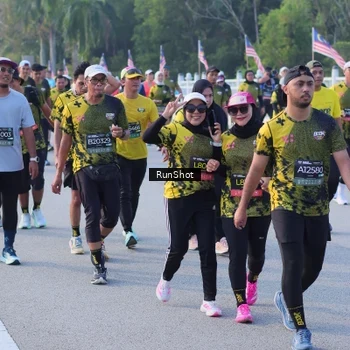 Runner Photo 7123879