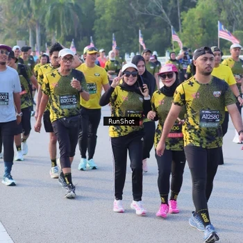 Runner Photo 7123883