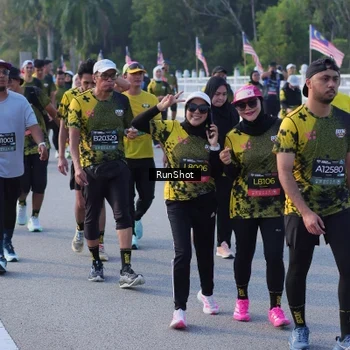 Runner Photo 7123884