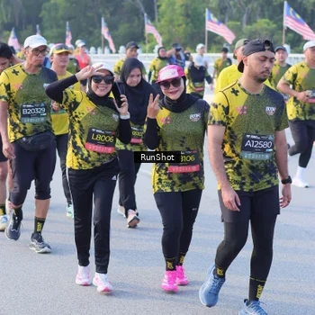 Runner Photo 7123890