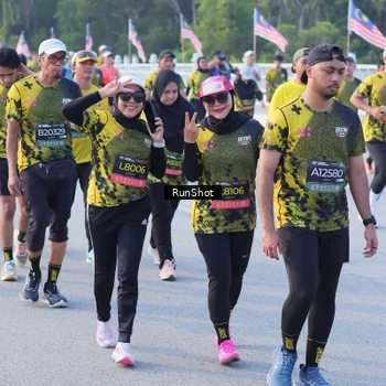 Runner Photo 7123892