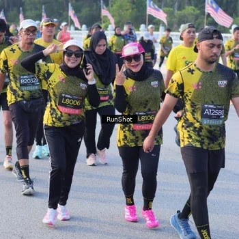 Runner Photo 7123896