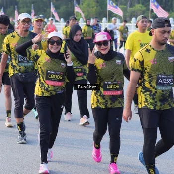 Runner Photo 7123897