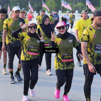 Runner Photo 7123901