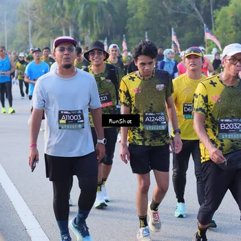 Runner Photo 7123915