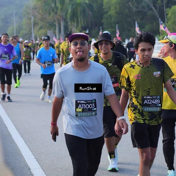 Runner Photo 7123925