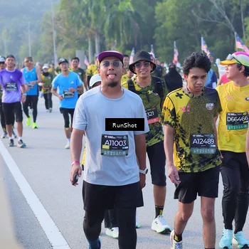 Runner Photo 7123933