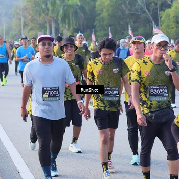 Runner Photo 7123971