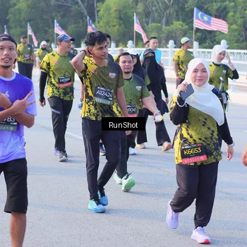 Runner Photo 7123984