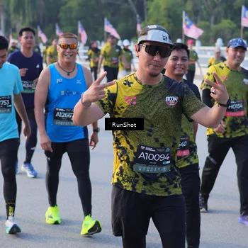 Runner Photo 7124014