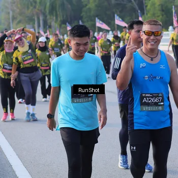Runner Photo 7124023