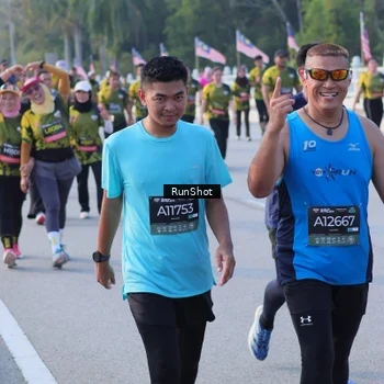 Runner Photo 7124029