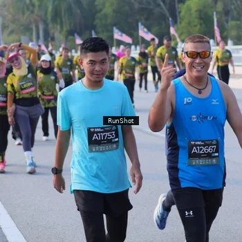 Runner Photo 7124032