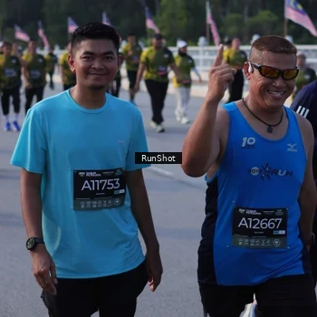 Runner Photo 7124036