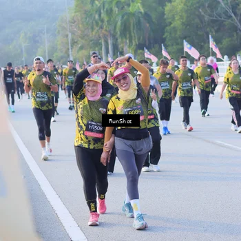 Runner Photo 7124051