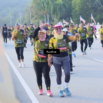 Runner Photo 7124054