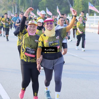 Runner Photo 7124064